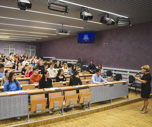 Universita di medicina di Varna 525